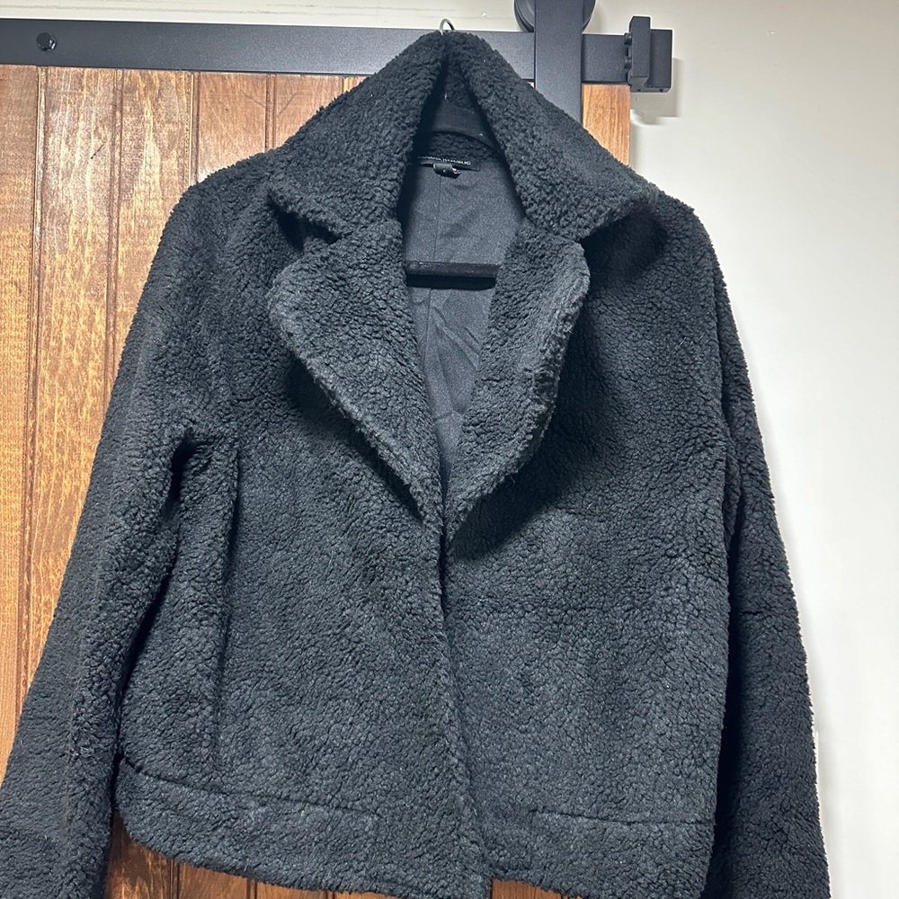 Banana Republic Black Teddy Fur cropped jkt sz small